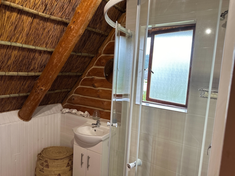 2 Bedroom Property for Sale in The Island Western Cape